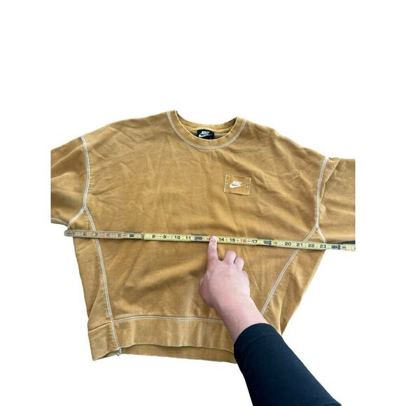 Nike Women's Orange Sportswear Crew Neck Rebel Sweatshirt Size Medium - Picture 6 of 7